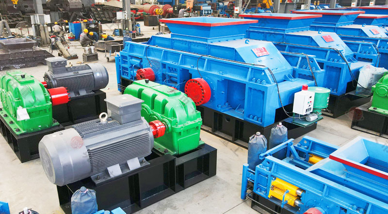 時(shí)產(chǎn)20噸河卵石對輥制砂機(jī)型號和產(chǎn)量